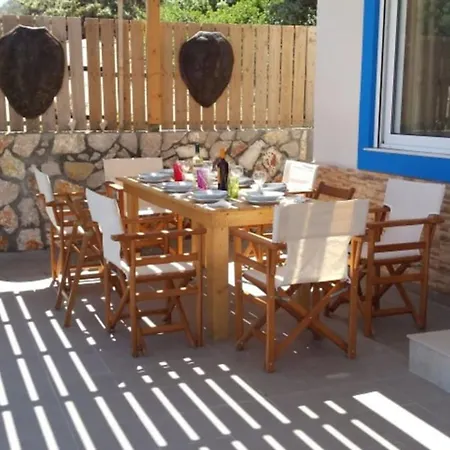 The Rhodes South Escape *